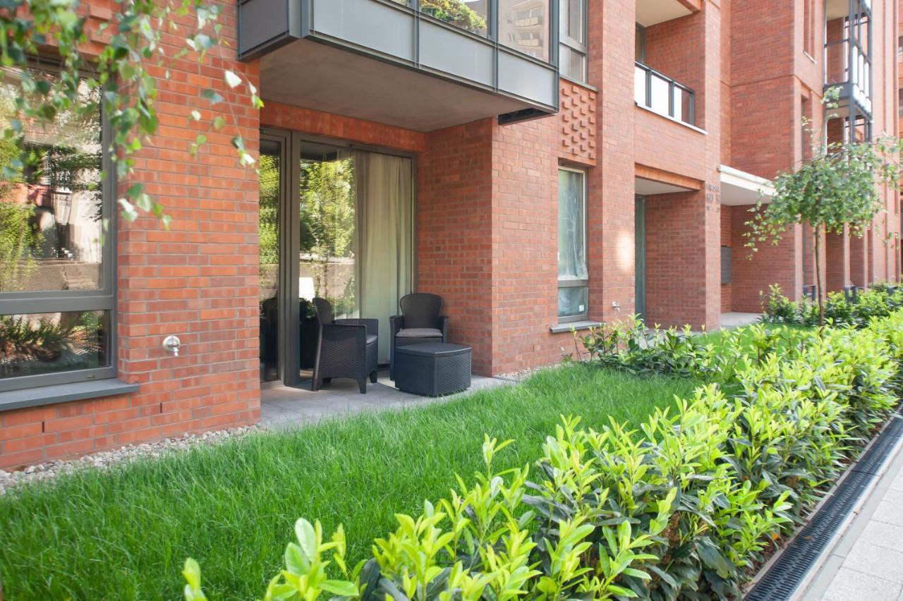 M&J Apartments - Garden Gates Гданск Екстериор снимка