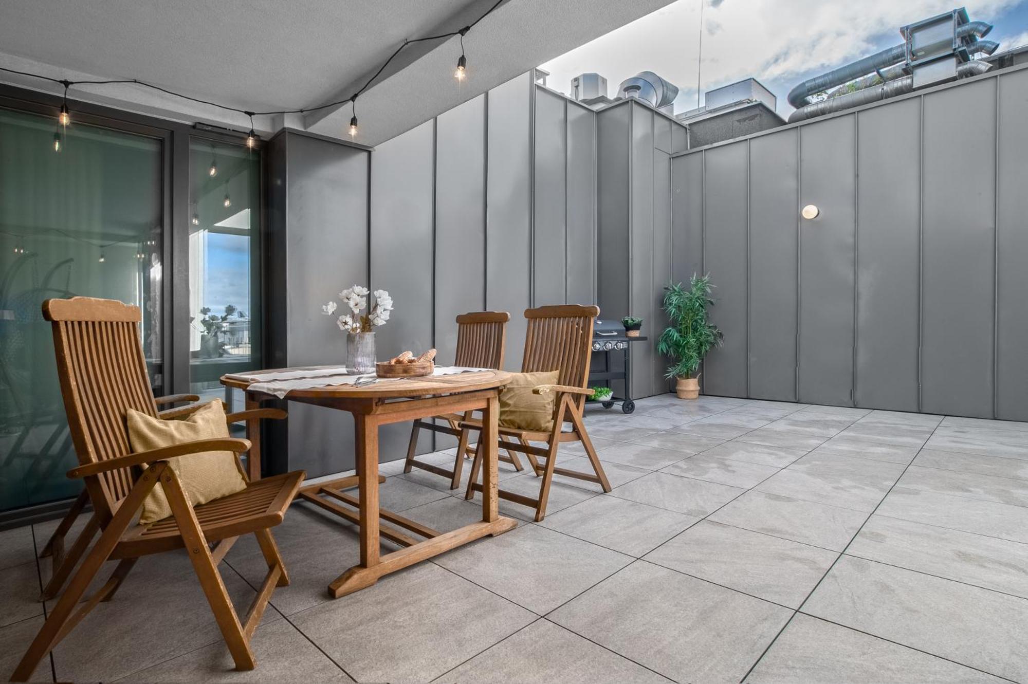 M&J Apartments - Garden Gates Гданск Екстериор снимка