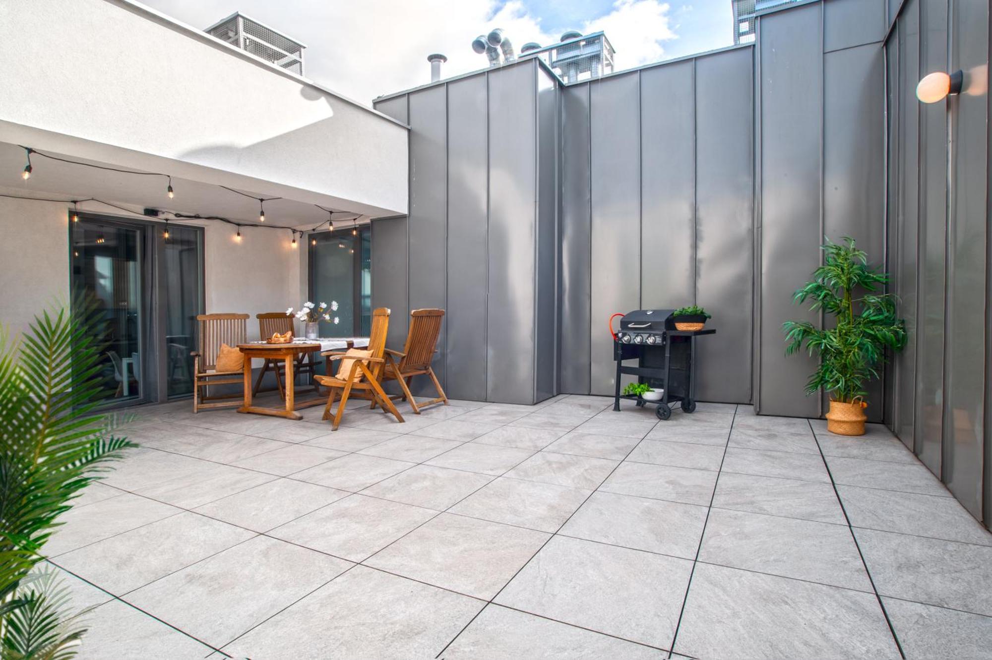 M&J Apartments - Garden Gates Гданск Екстериор снимка